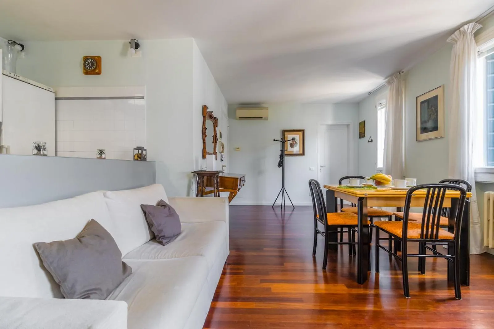 Apartment Aurelia Home Pescheria Treviso
